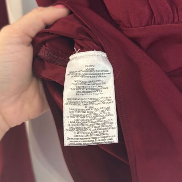 Bcbg Generation burgundy wrap bodysuit top M - Picture 4 of 10